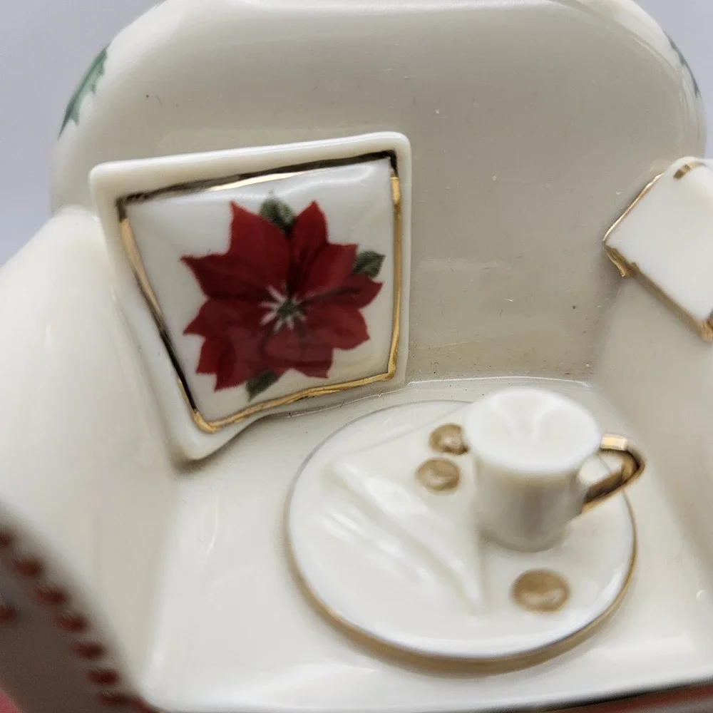 Lenox White & Gold Armchair Christmas Ornament Holly Poinsettia Teacup